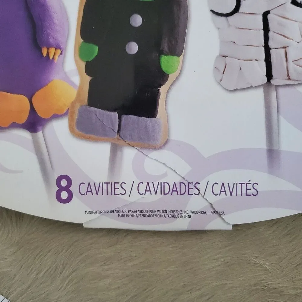 NEW Wilton Bakeware Halloween Cookie Pan 8 Cavity Nonstick Aluminum Monster